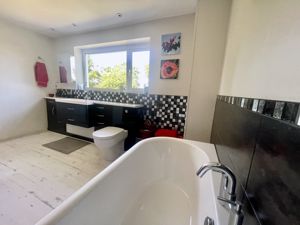 Photo 37- click for photo gallery